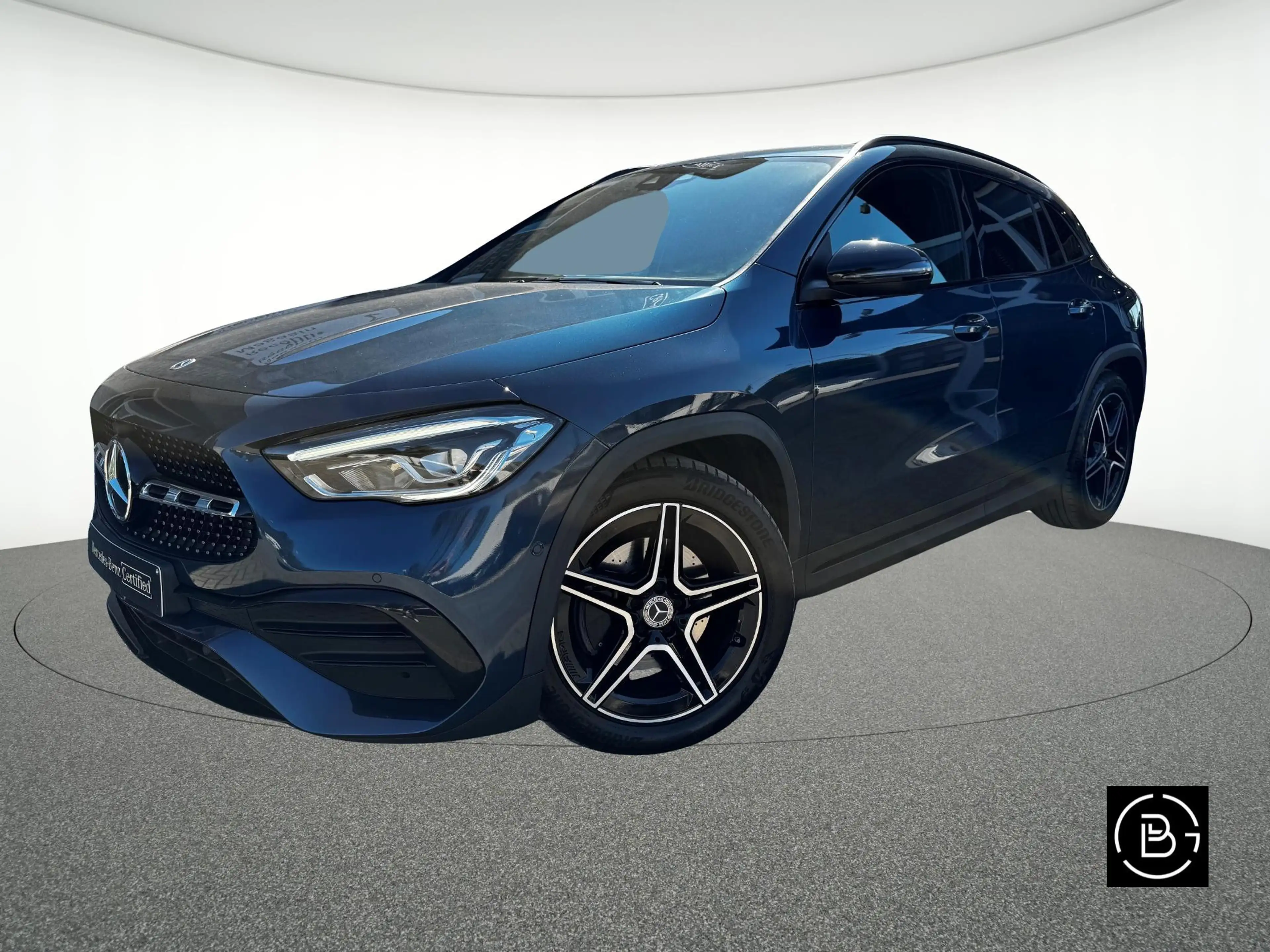 Mercedes-Benz GLA 180 d AMG Line - Pack Night - Attelage