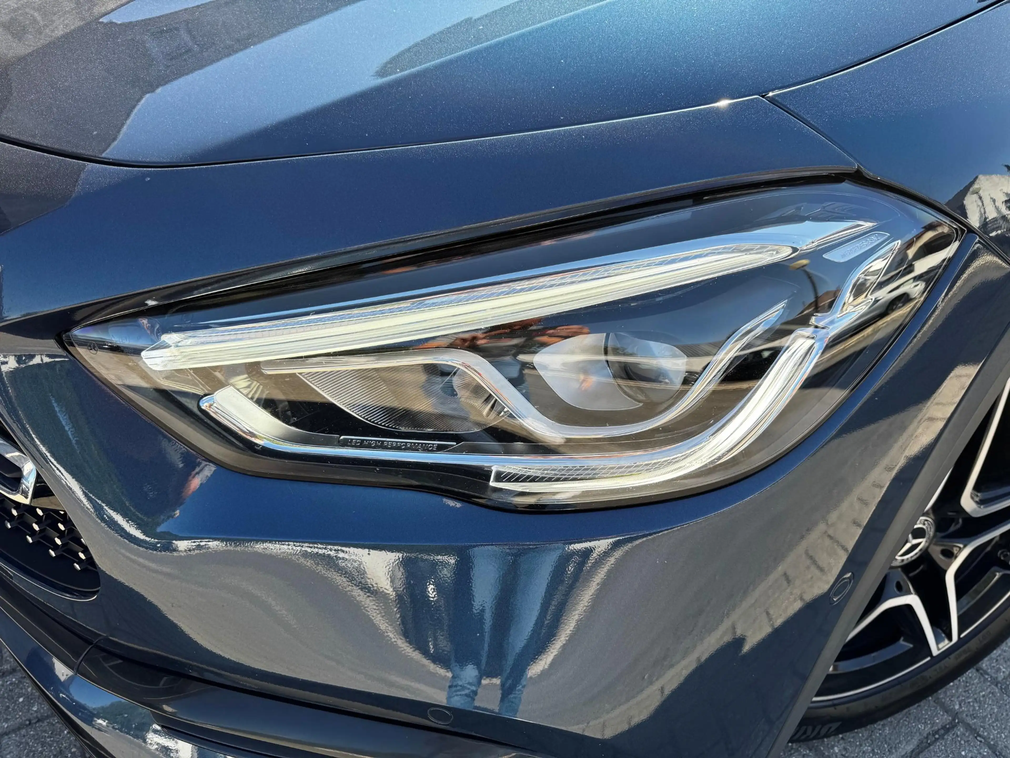 Mercedes-Benz GLA 180 d AMG Line - Pack Night - Attelage — photo 19