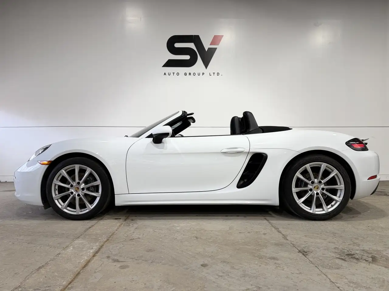 Porsche 718 Boxster снимка Porsche 718 Boxster