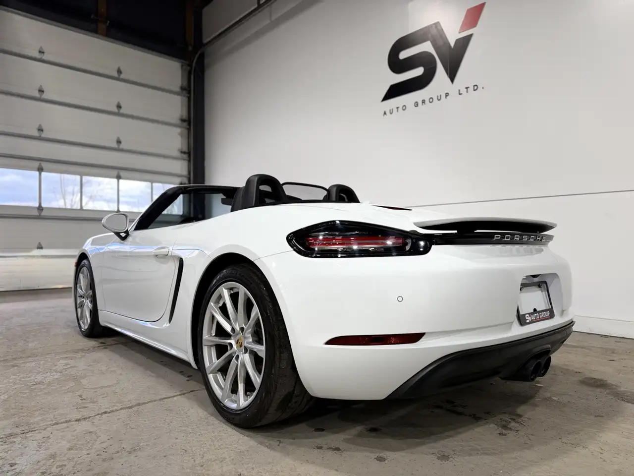 Porsche 718 Boxster снимка Porsche 718 Boxster