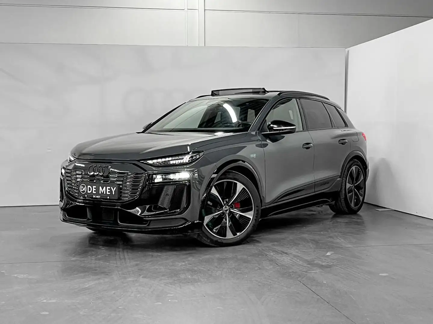 Audi Q6 e-tron e-tron 55 Edition One 387PK Quattro / Pano / B&O / Carplay / 360° Cam Gris - 2