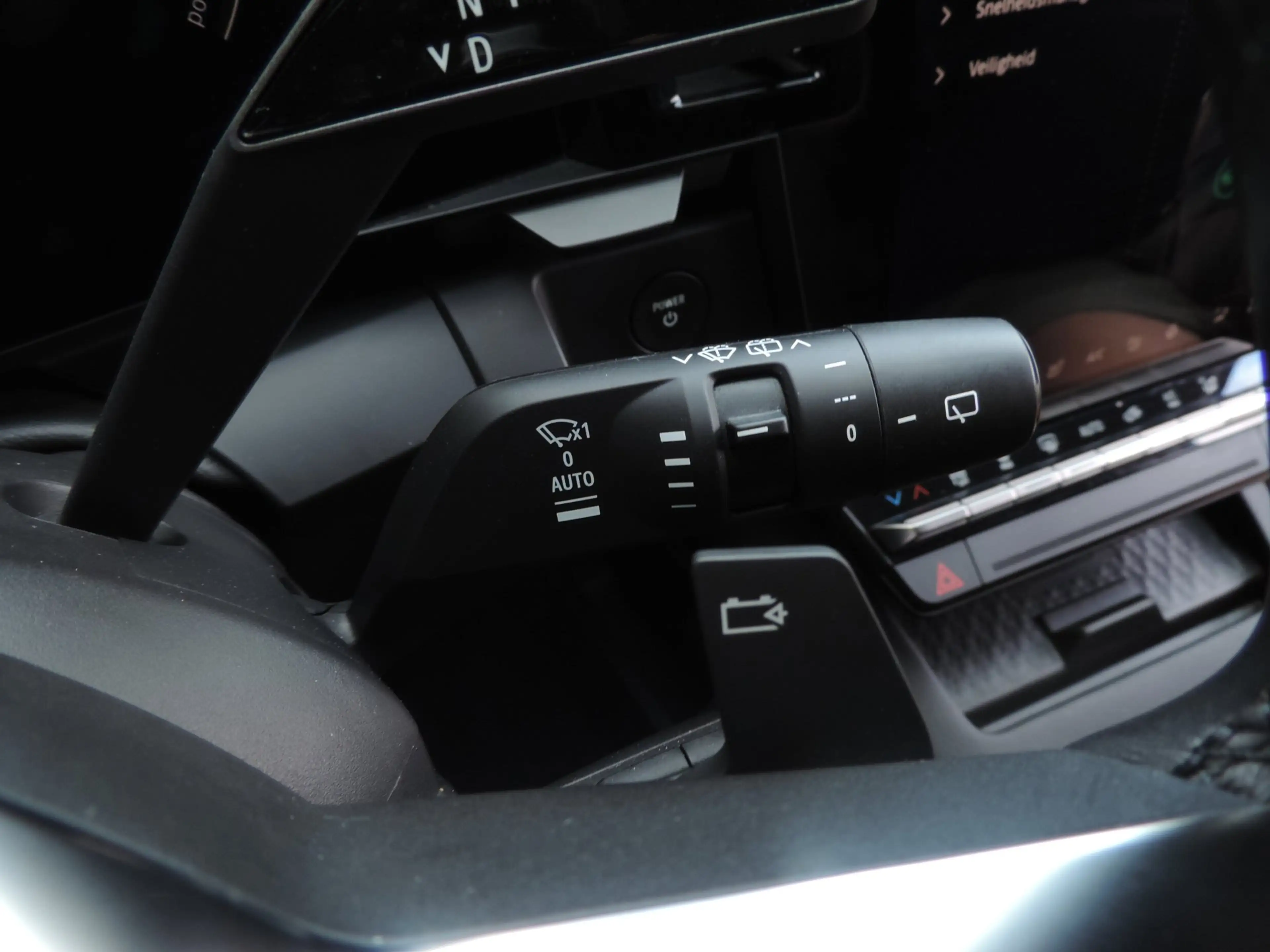 Renault Megane E-Tech EV60 Optimum Charge Iconic 37.000km | SOH 94.4% | — photo 29