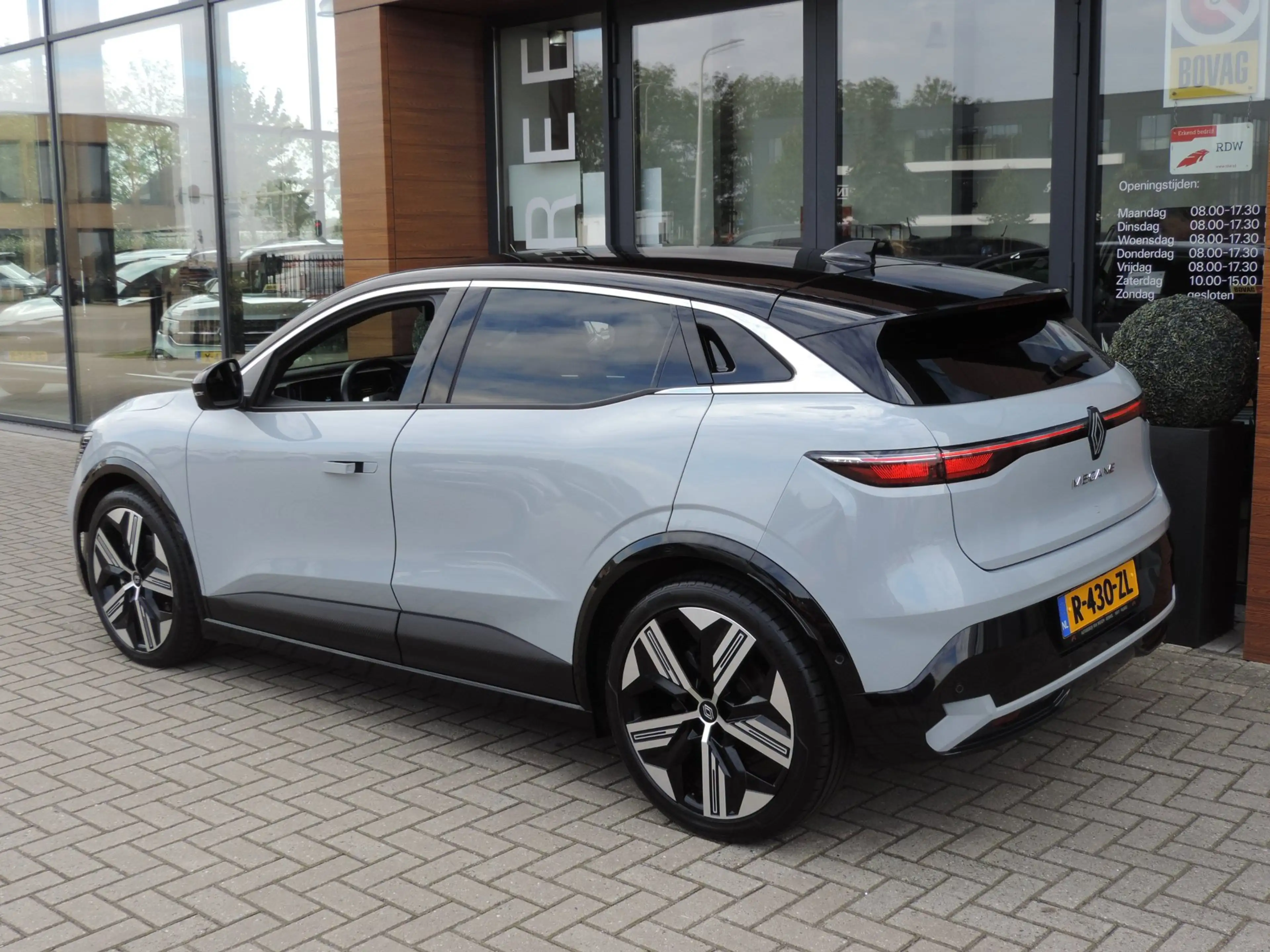 Renault Megane E-Tech EV60 Optimum Charge Iconic 37.000km | SOH 94.4% | — photo 3