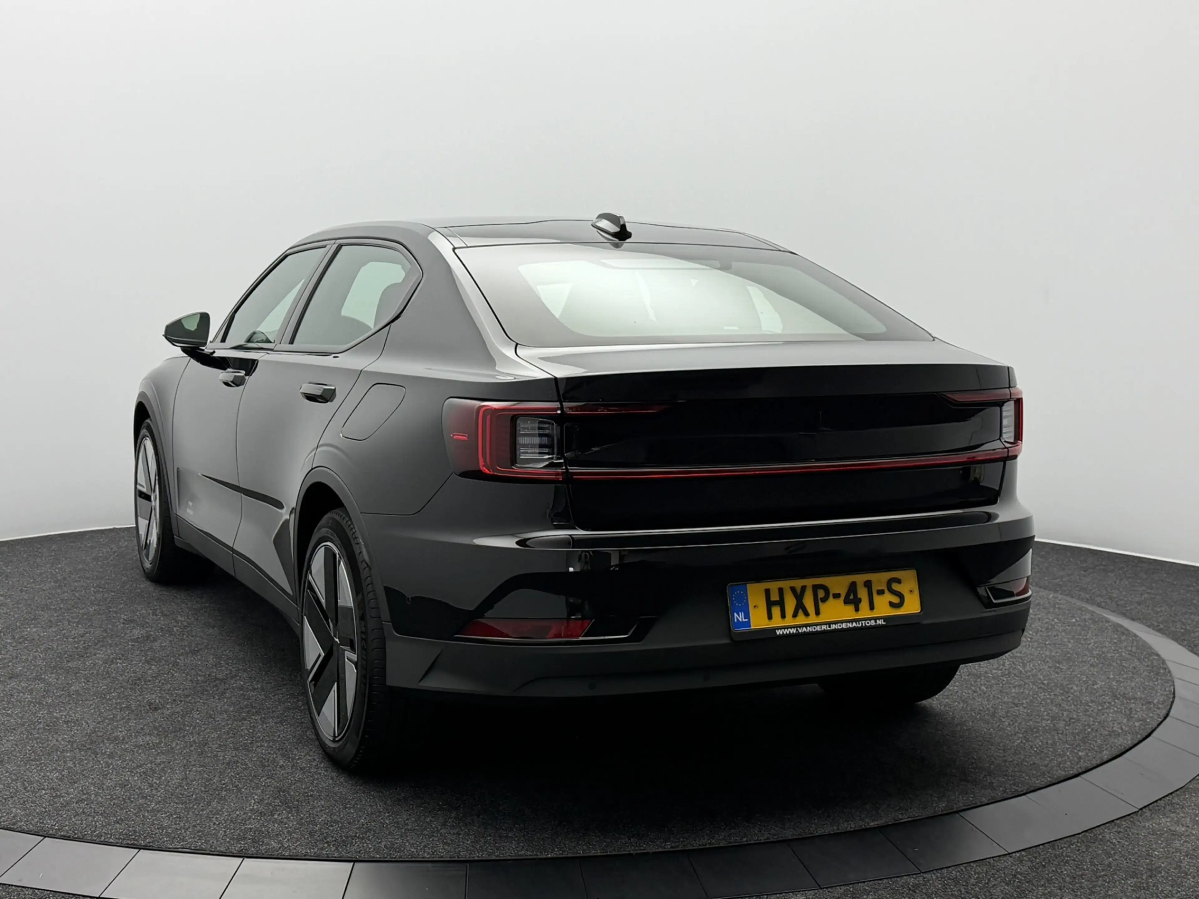 Polestar 2 Long Range Single Motor Plus 82 kWh SOH 98,6% | Wa — photo 15