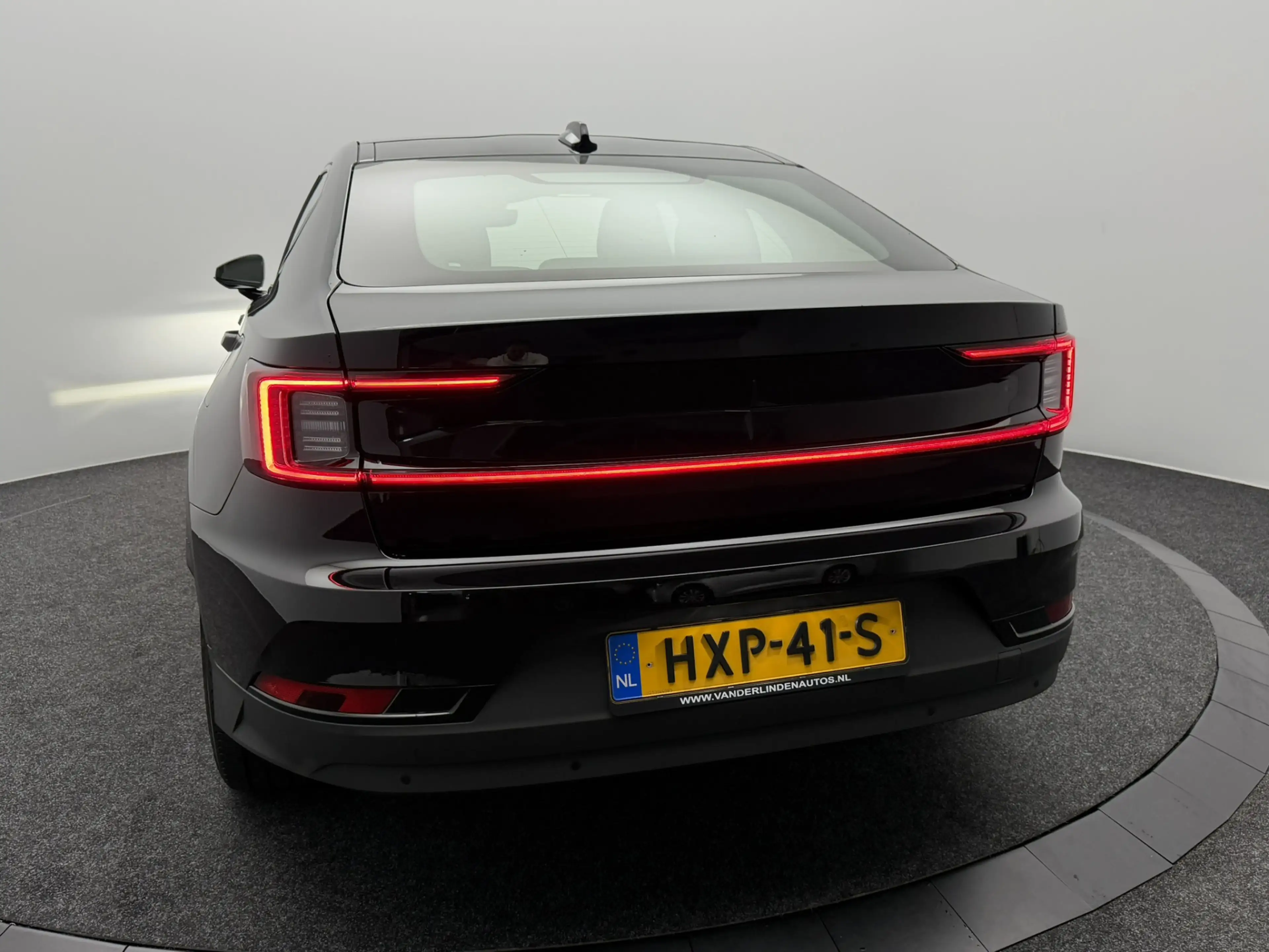 Polestar 2 Long Range Single Motor Plus 82 kWh SOH 98,6% | Wa — photo 29