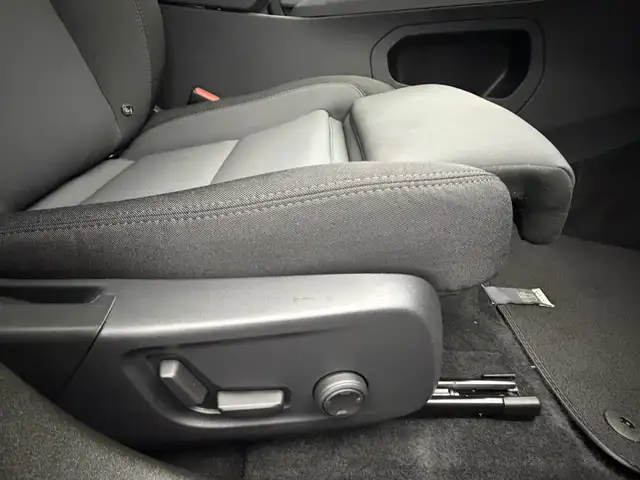 Polestar 2 view 10