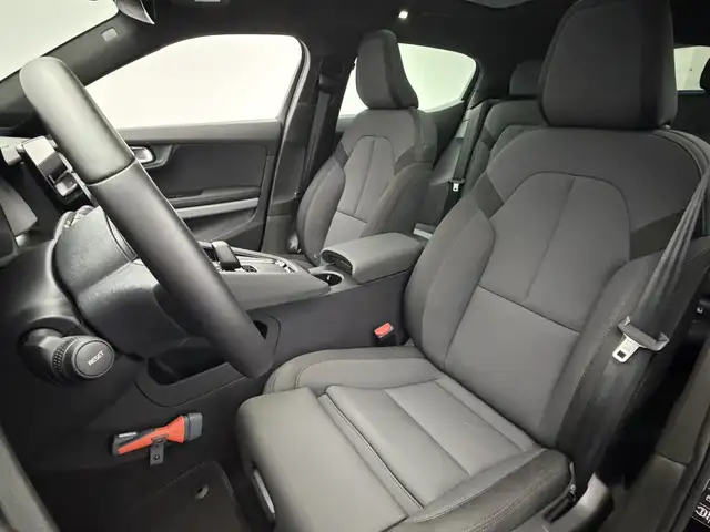 Polestar 2 view 28