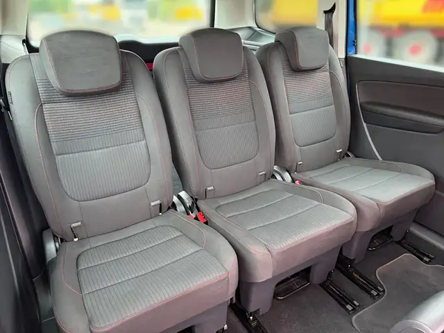Volkswagen Sharan view 11