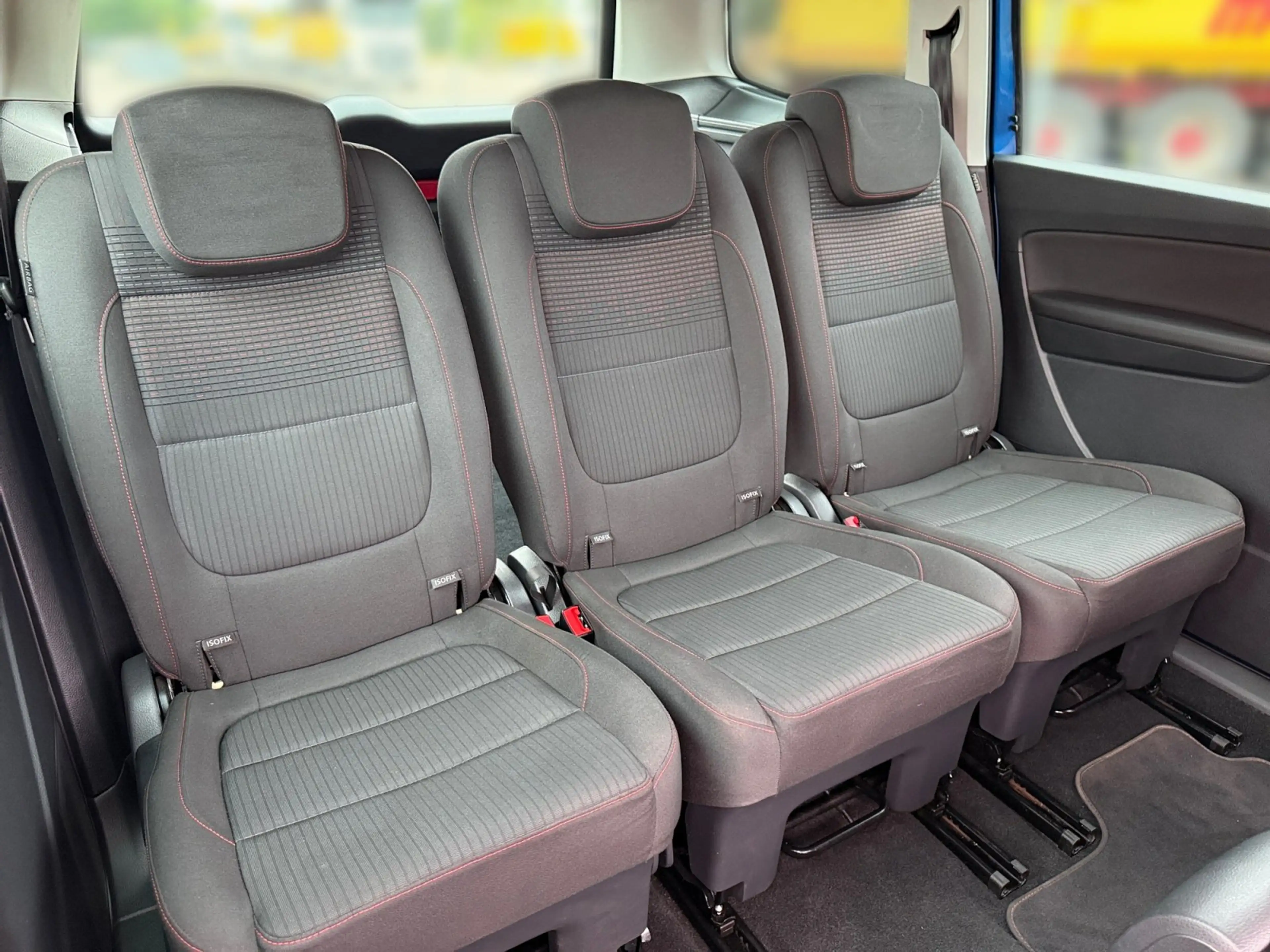 Volkswagen Sharan Sound 2.0 TDI DSG 4Motion Heckklappe Elek. — photo 11