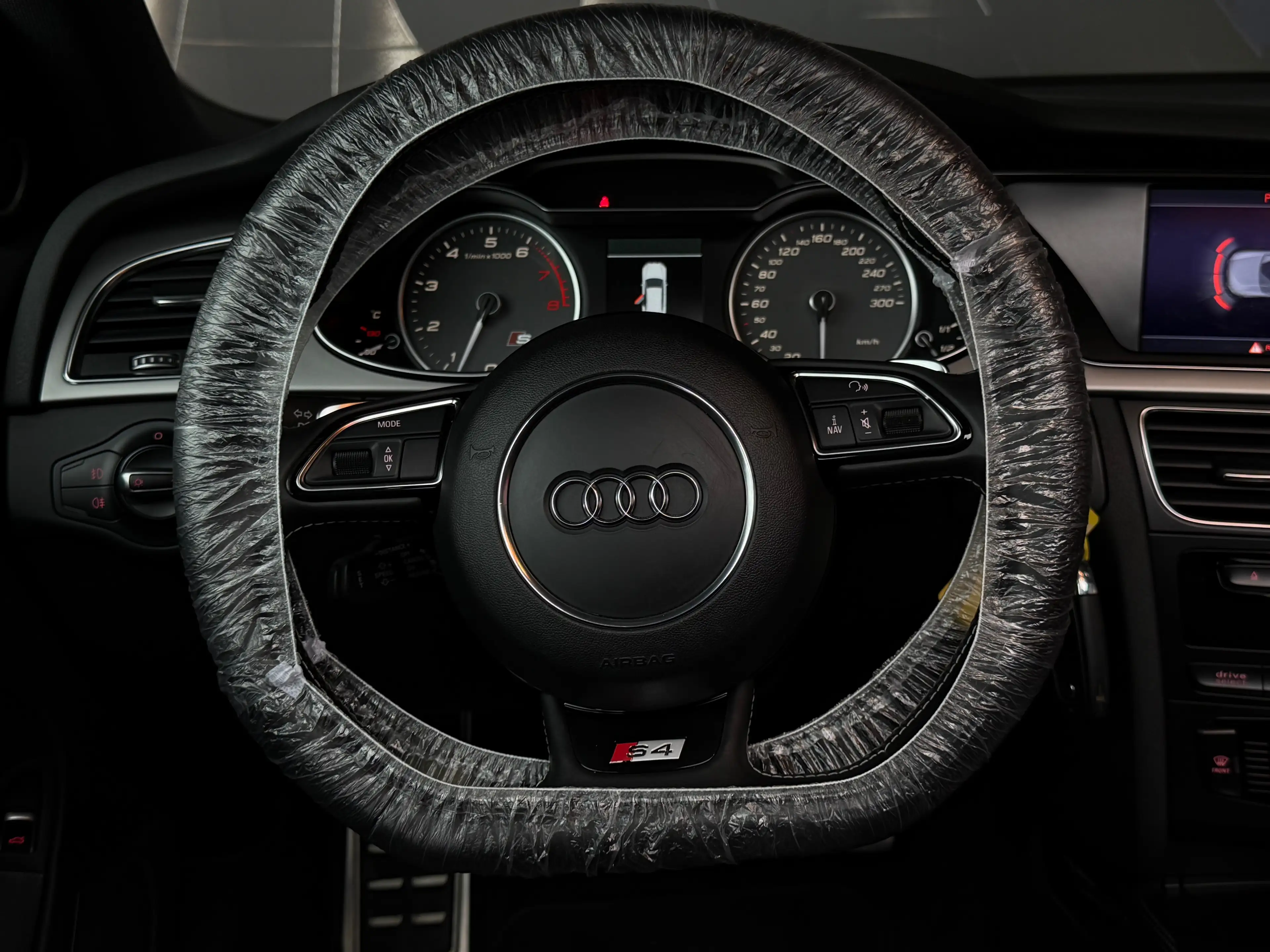 Audi S4 S4 Avant 3.0 V6 TFSI Quattro S tronic — photo 7