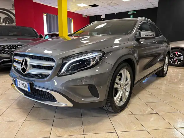 Mercedes-Benz GLA 220 d Automatic 4Matic Sport - KM E SERVICE CERTIFIC.