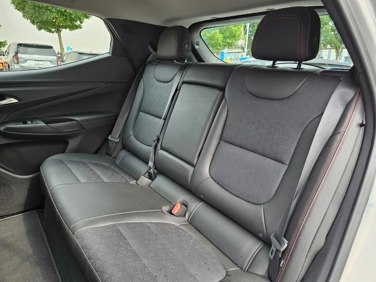 Chevrolet Bolt снимка Chevrolet Bolt