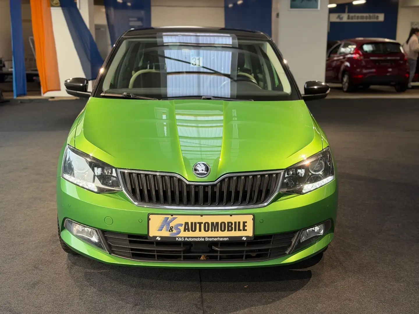 Skoda Fabia 110PS*DSG*PANO*ABSTAND*PDC*KLIMAAUT.* Vert - 2