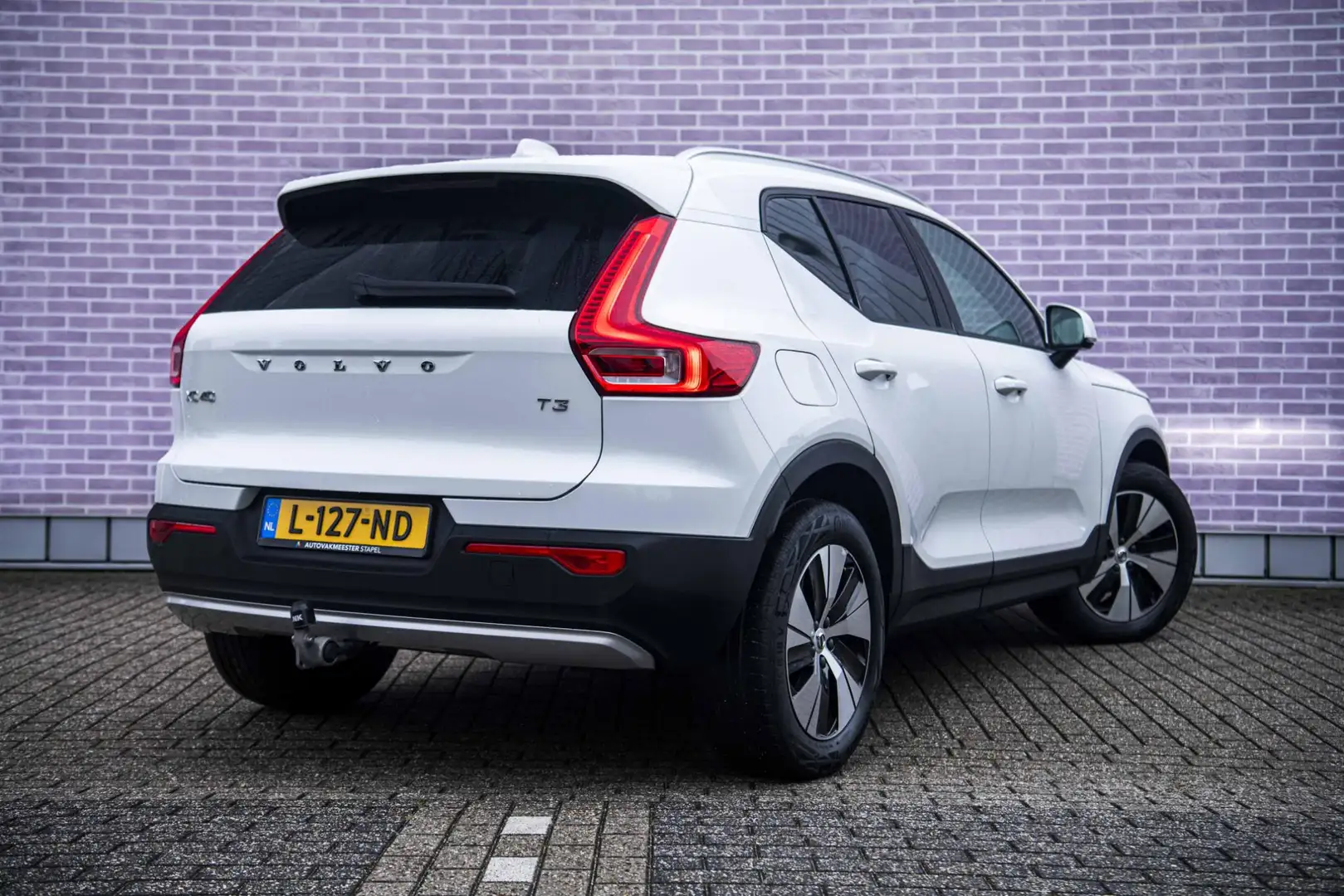 Volvo XC40 1.5 T3 Momentum | Trekhaak | Navigatie | Cruise Co Blanc - 2