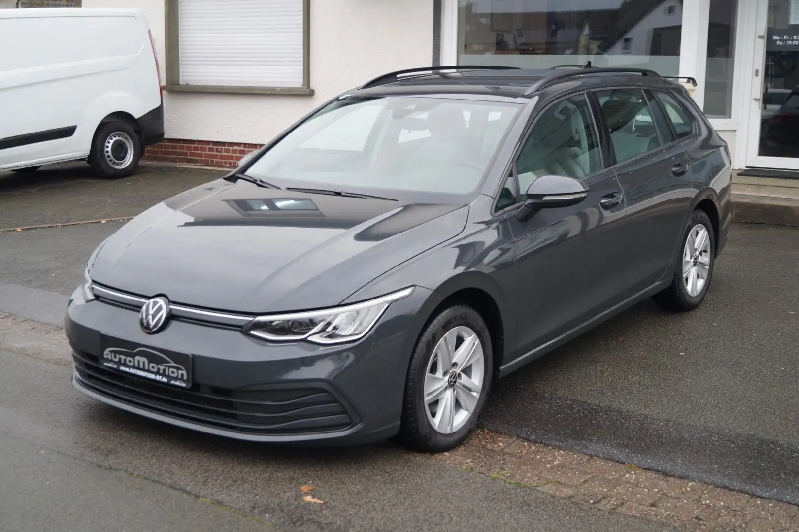 Volkswagen Golf VIII Life*V.-Cockpit*Alcantara*LED*Navi Grau - 1