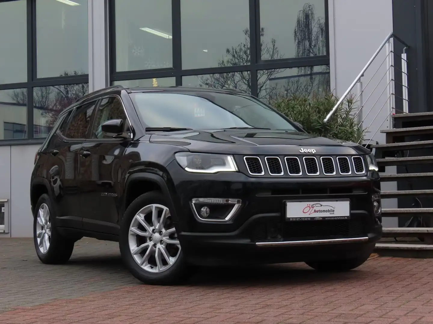 Jeep Compass 1.3 T-GDI I4 Autom. Leder PDC Kamera Noir - 1