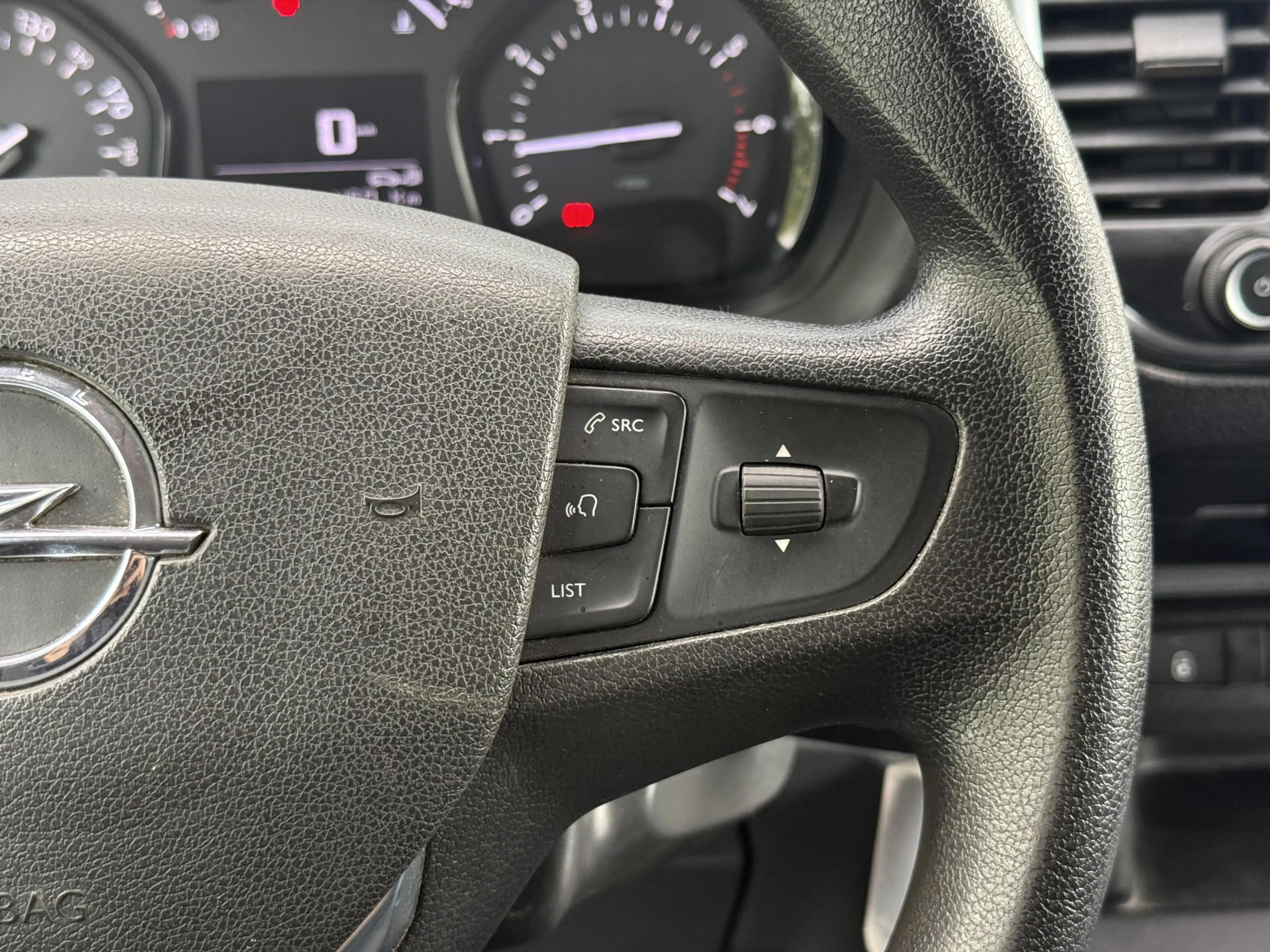 Opel Vivaro 2.0 CDTI L3H1 Edition | Navi | Carplay | Camera | — photo 17