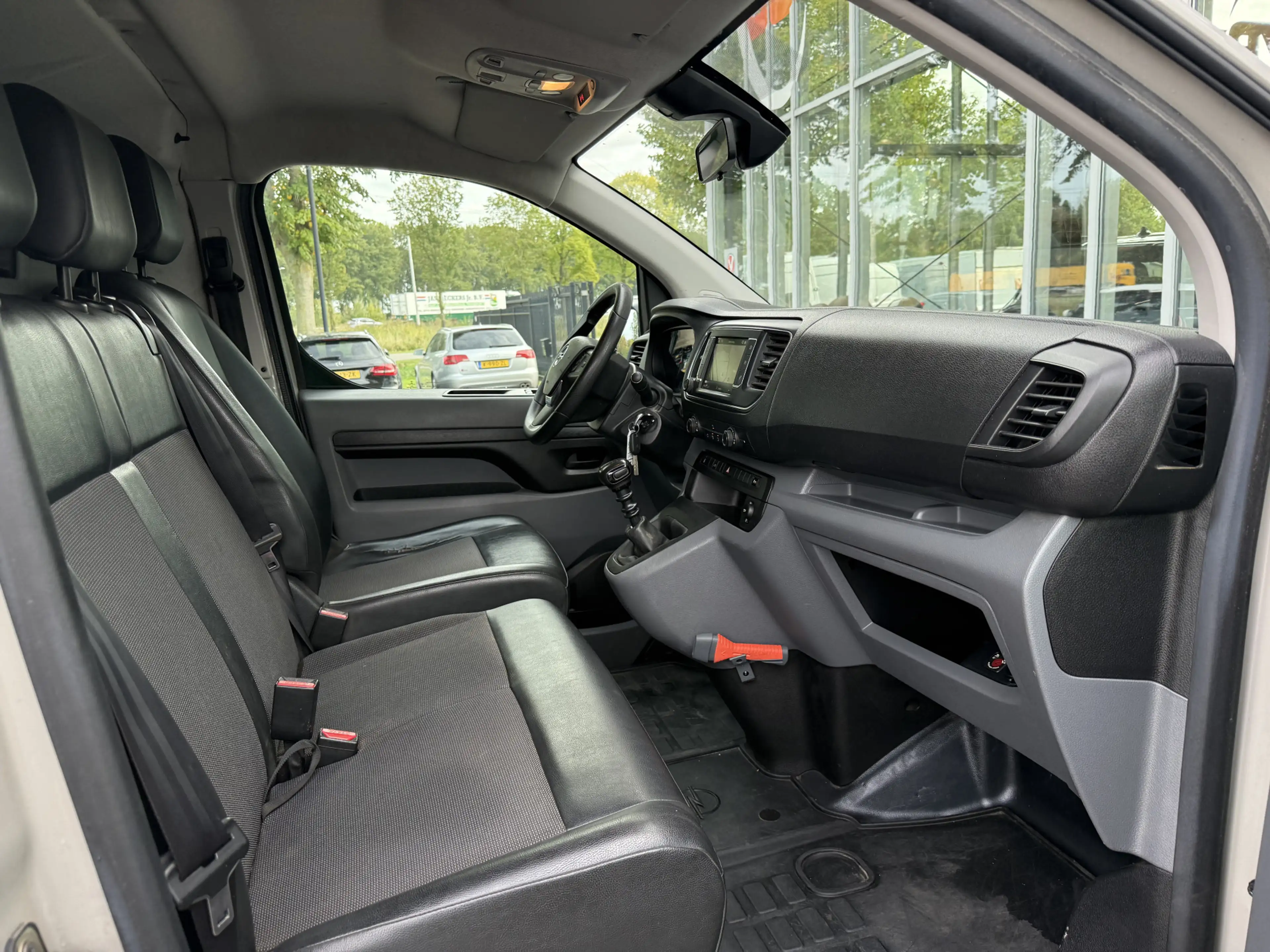 Opel Vivaro 2.0 CDTI L3H1 Edition | Navi | Carplay | Camera | — photo 13