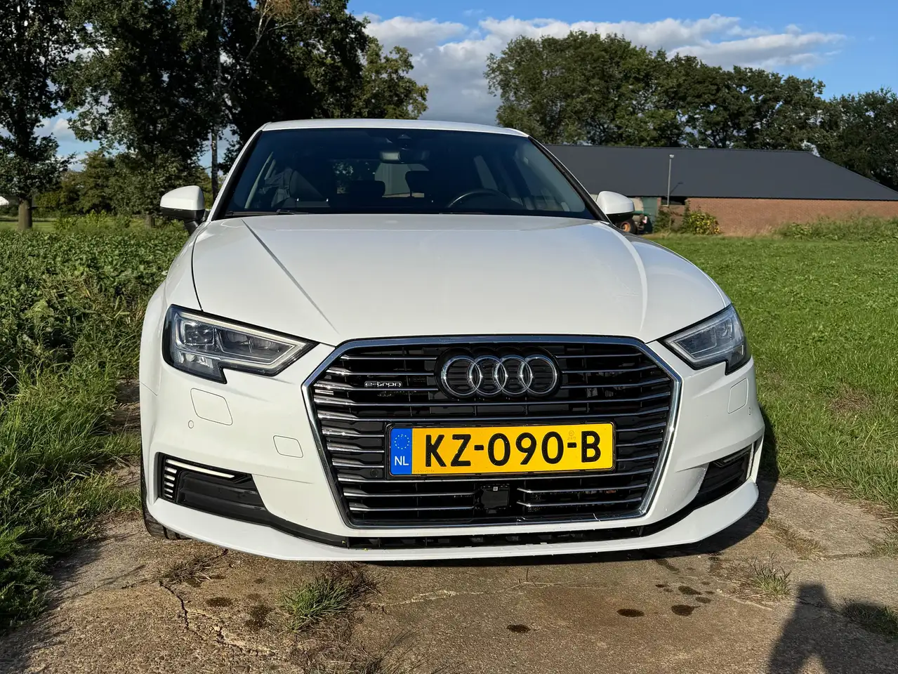 Audi A3 A3 1.4 Lease Edition — photo 1 of 35