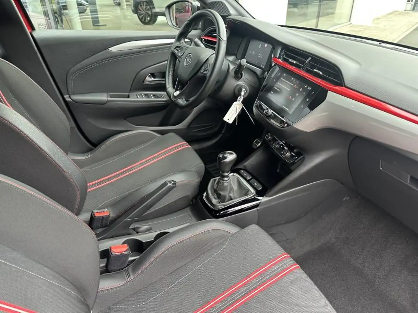 Opel Corsa GS Line 1.2 BENZINE 100 MAN 6 Rood - 2