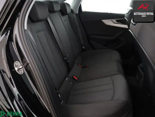 Audi A4 view 12