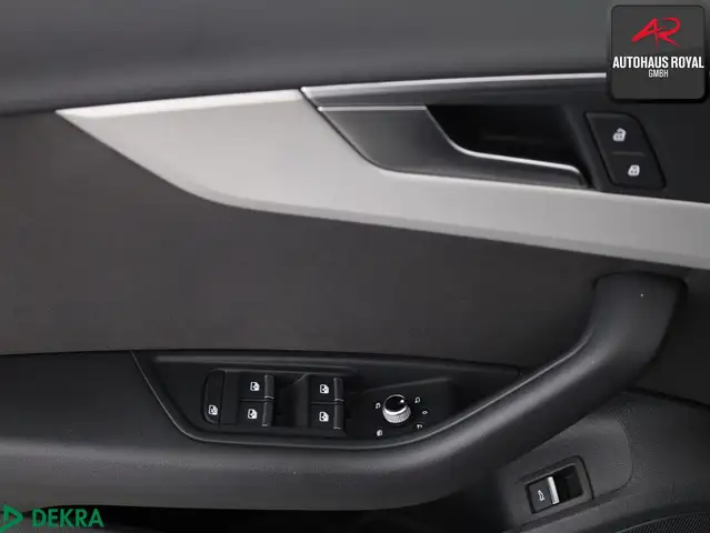 Audi A4 view 14