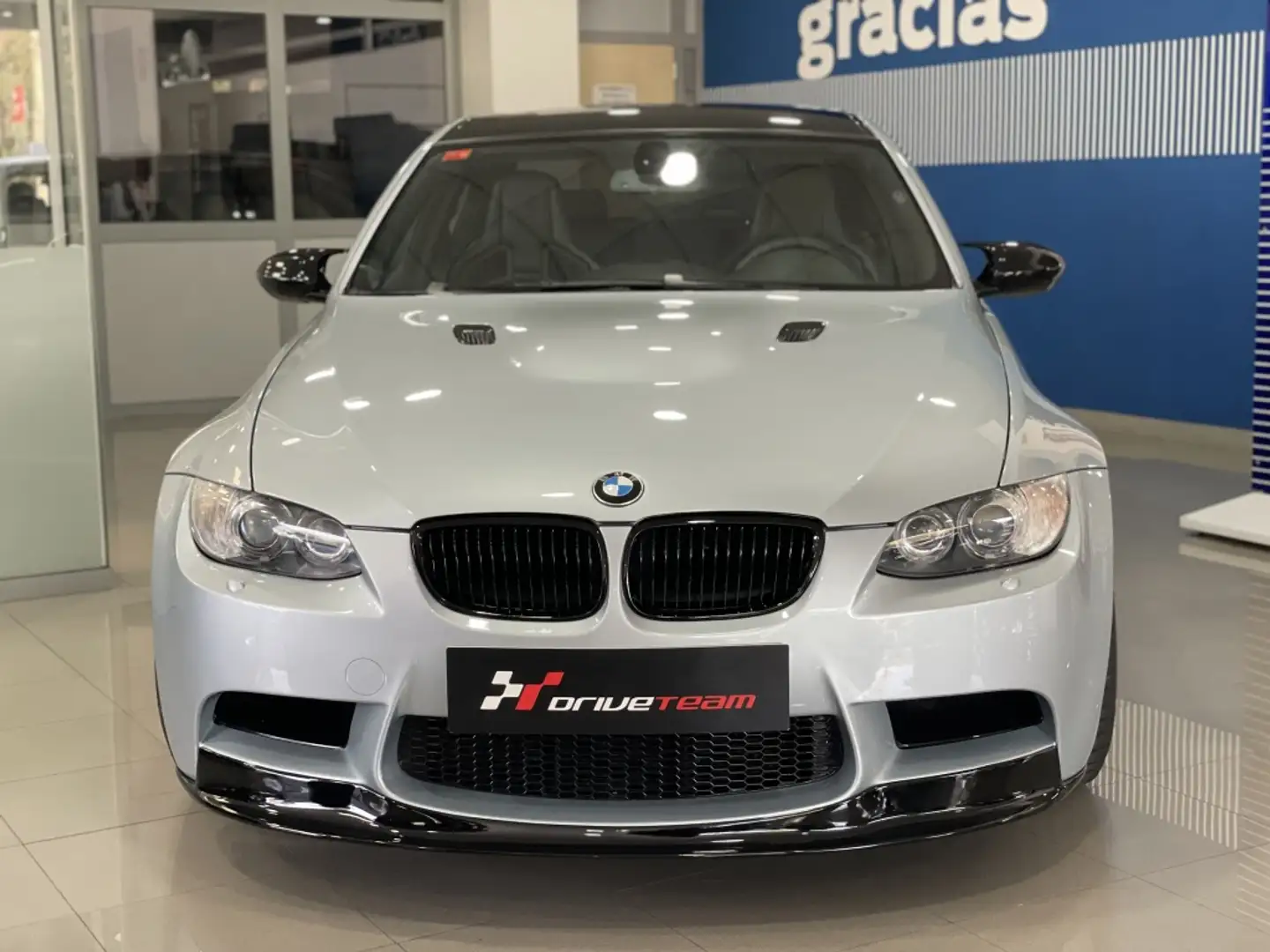 BMW M3 srebrna - 2
