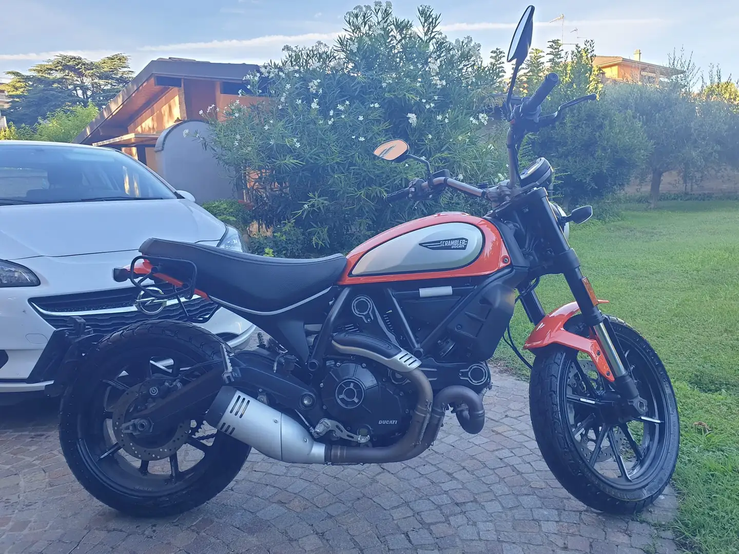 Ducati Scrambler Icon 2019 Portocaliu - 2