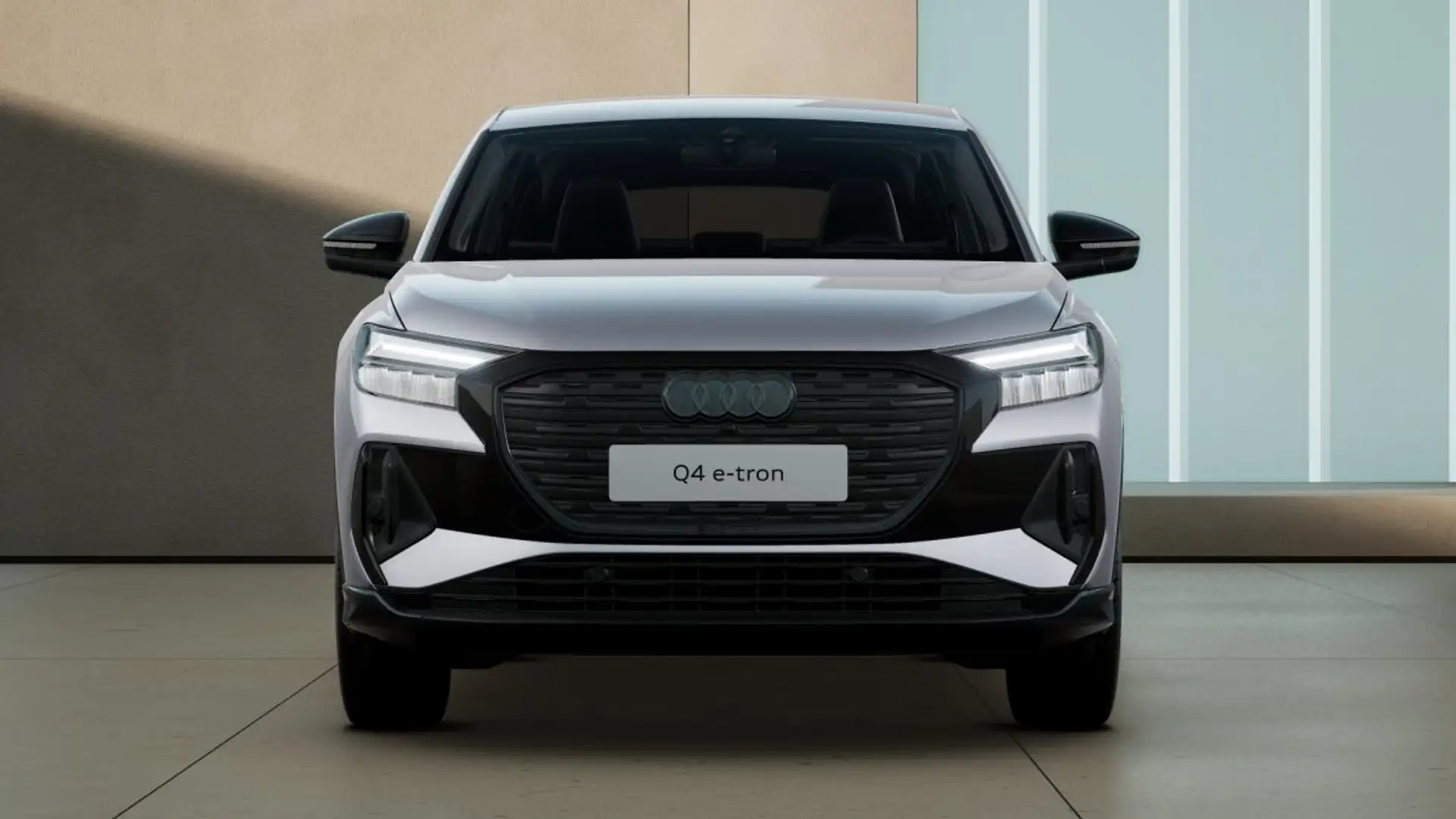 Audi Q4 e-tron Sportback 45 S line HuD AHK inkl. Winterräder Silber - 2