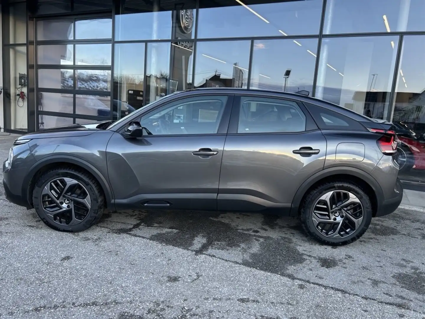 Citroen C4 BlueHDI 130 S&S EAT8 Aut. Plus Grau - 2