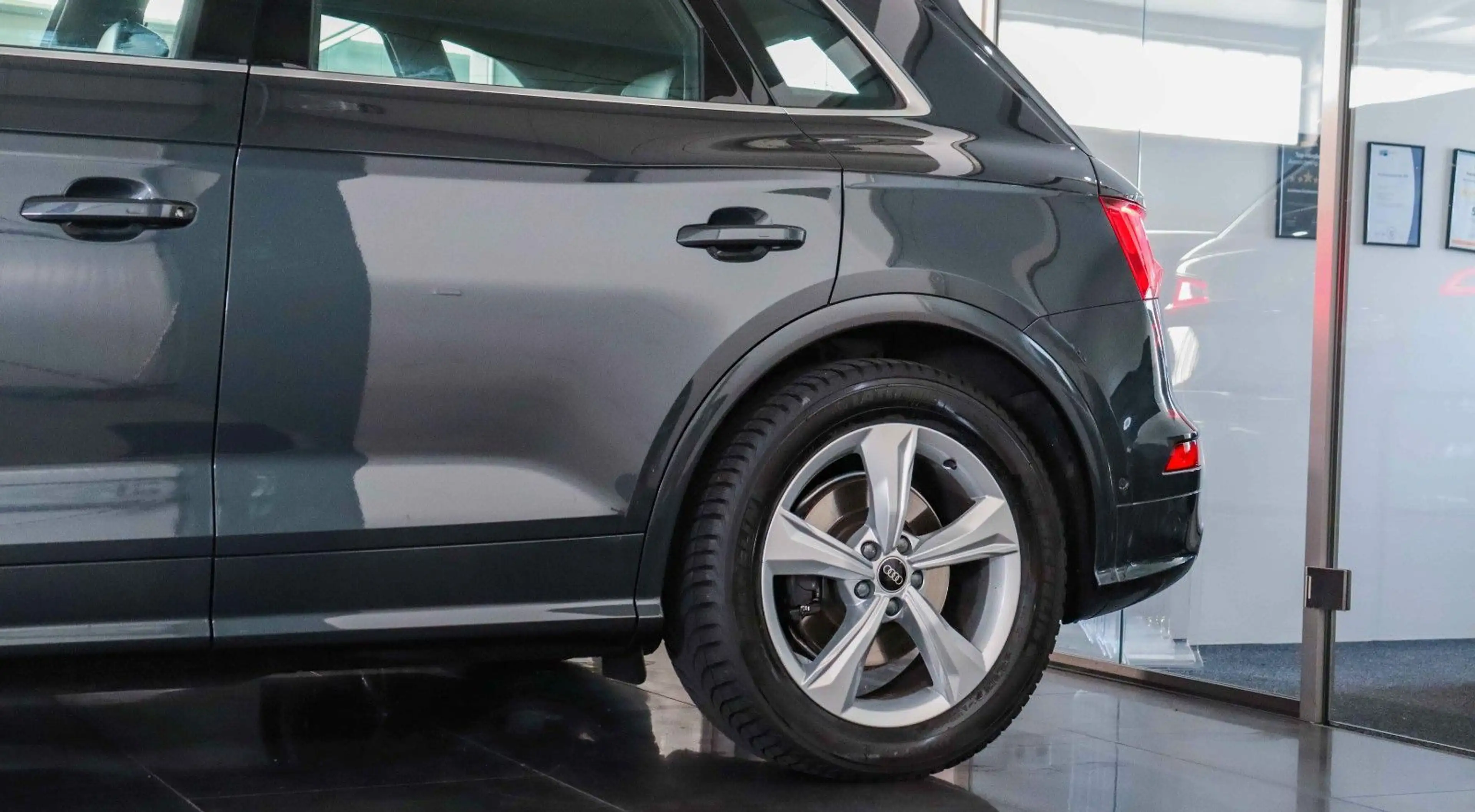 Audi SQ5 3.0 quattro PANO*B&O*MATRIX*KEYLES*VOLL*ACC — photo 11