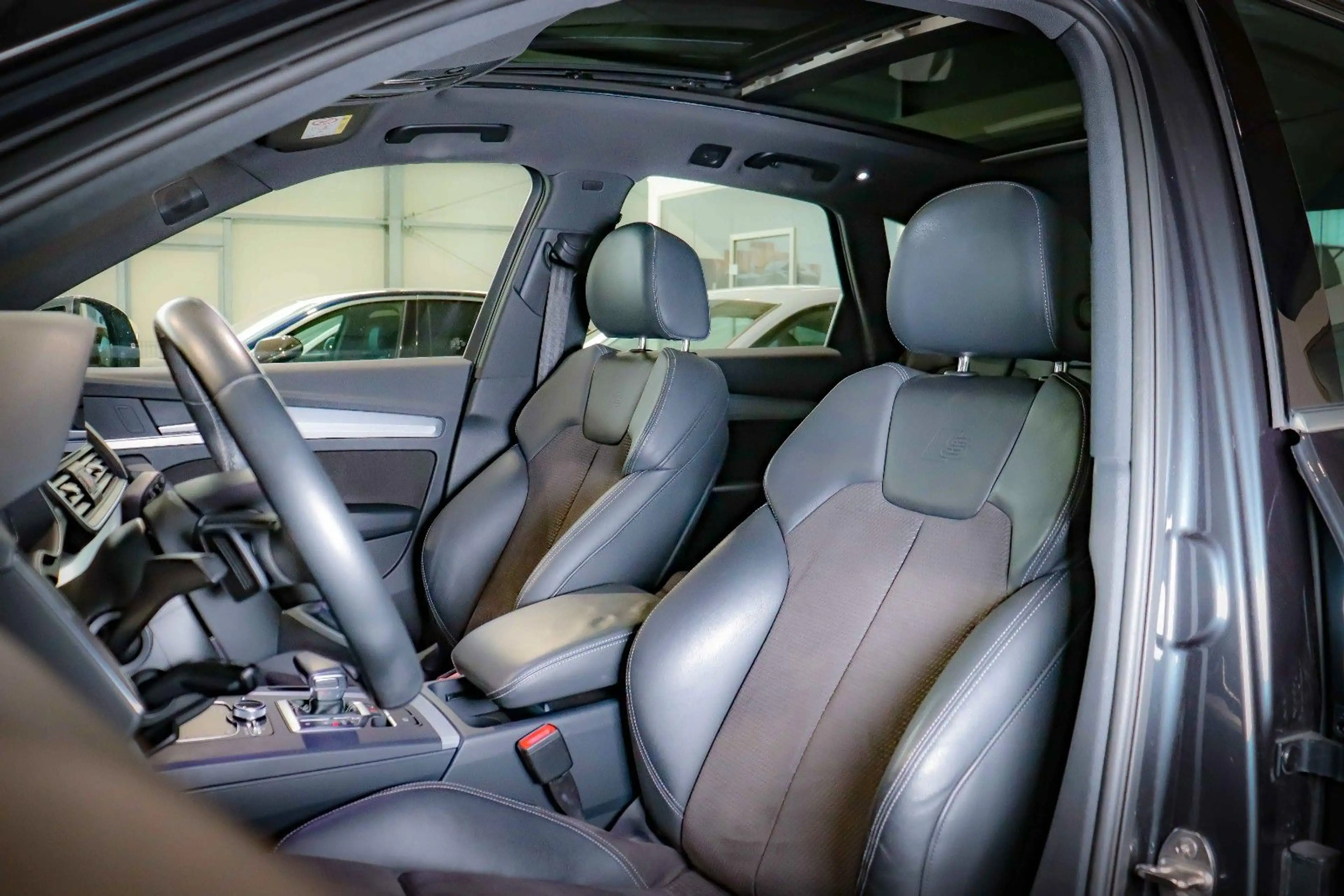 Audi SQ5 3.0 quattro PANO*B&O*MATRIX*KEYLES*VOLL*ACC — photo 14