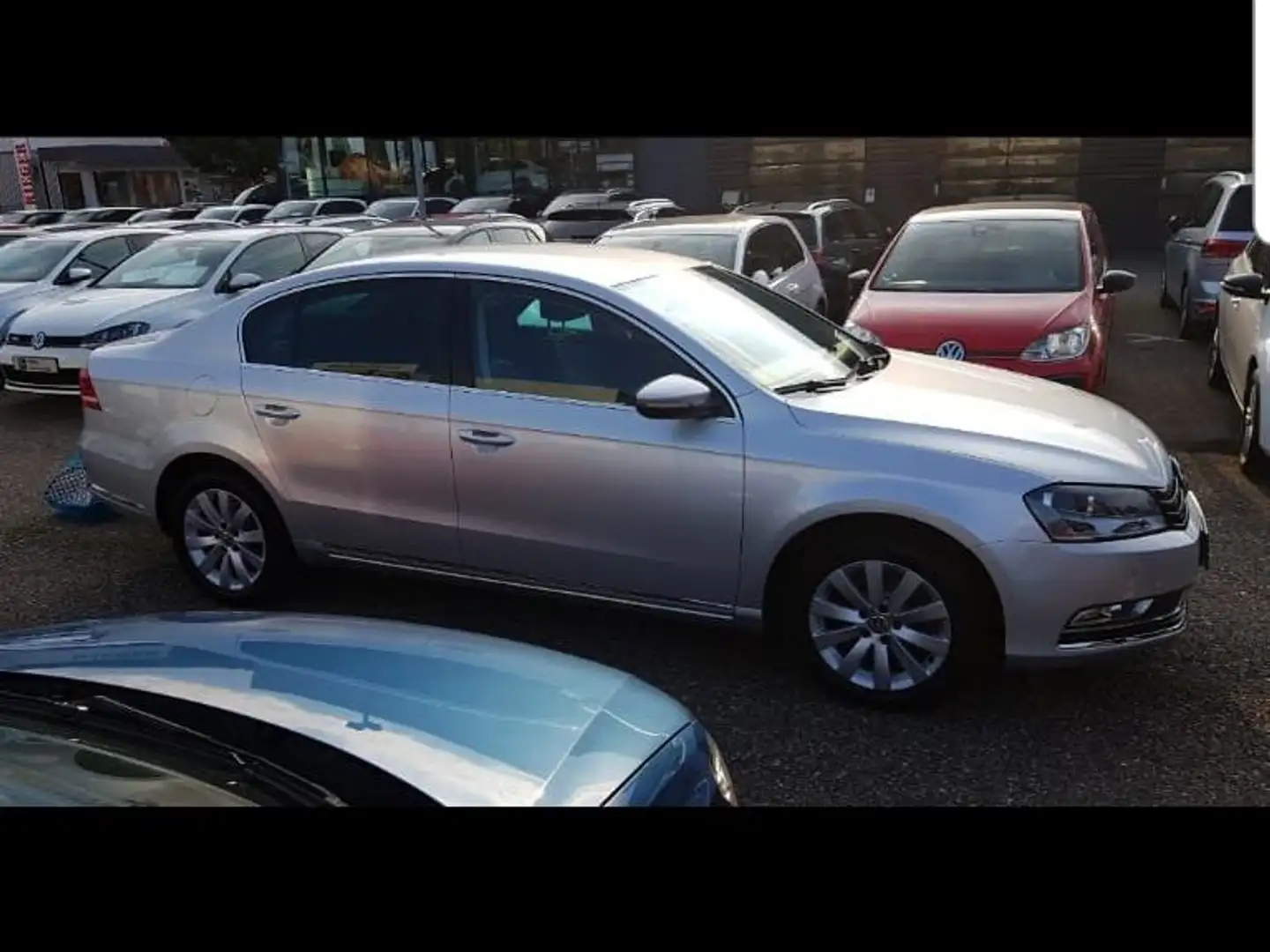 Volkswagen Passat Passat 1.4 TSI Trendline Stříbrná - 1