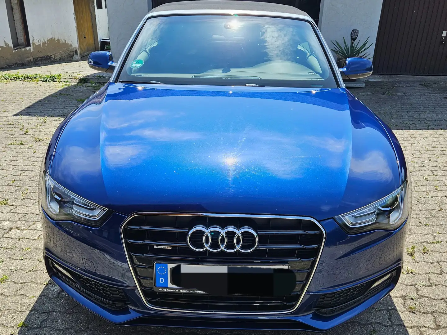 Audi A5 Cabrio 2.0 TFSI quattro S tronic Blau - 1