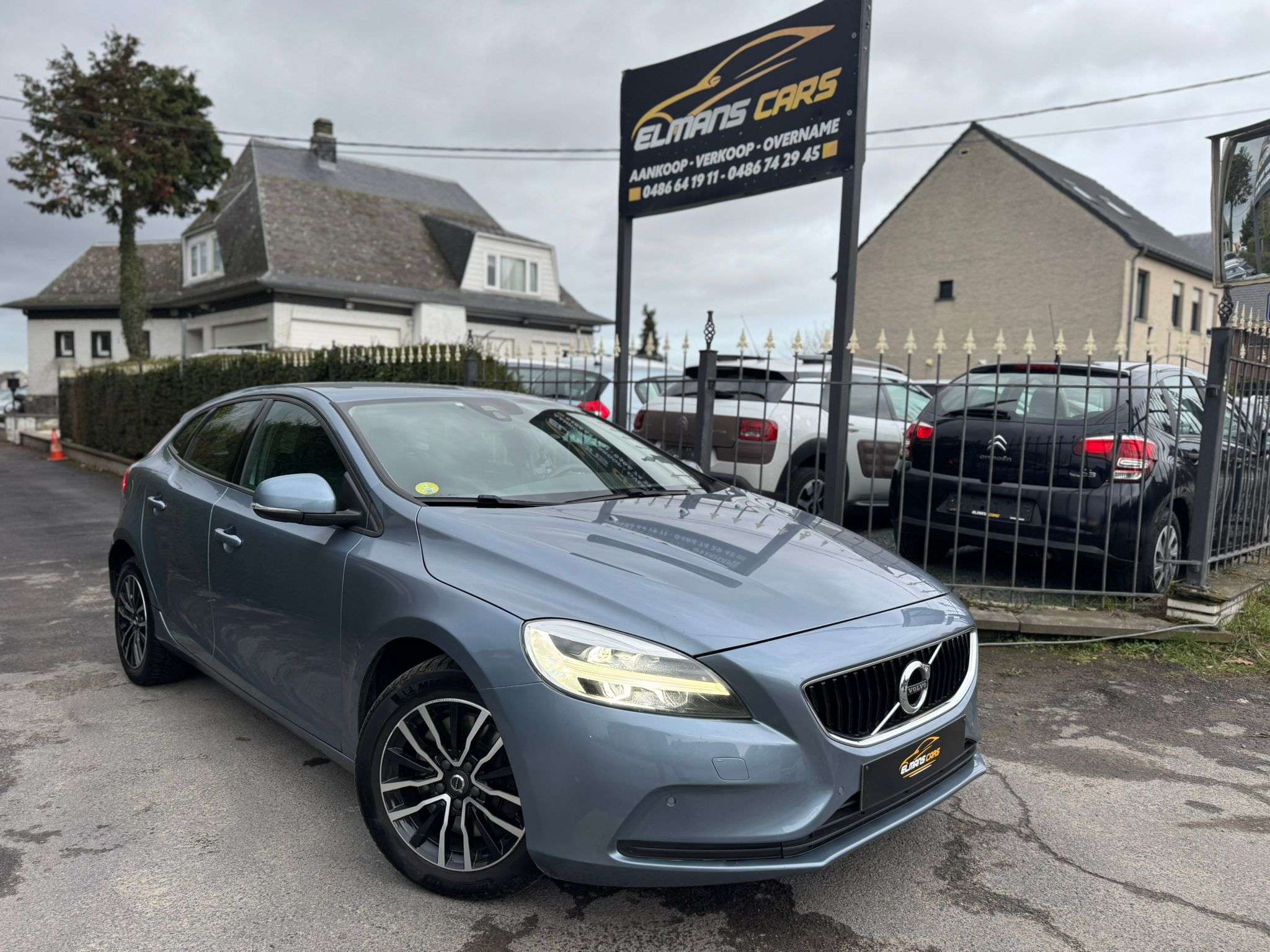Volvo V40