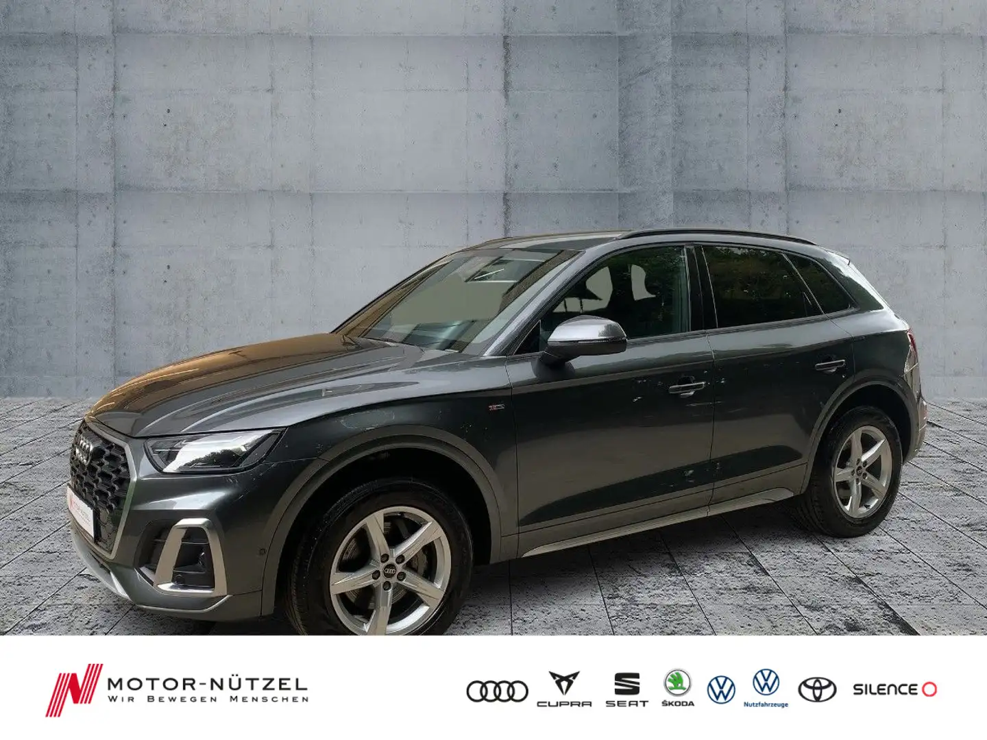 Audi Q5 40 TDI QU S-TR S-LINE LED+NAVI+AHK+GRA+SHZ Grau - 1