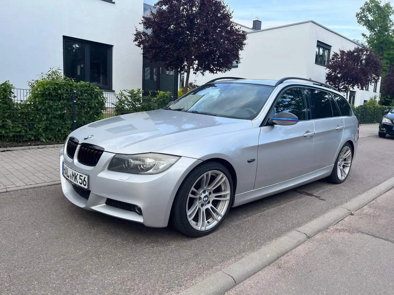 BMW 325