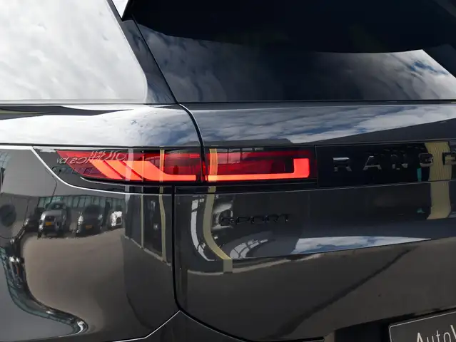 Land Rover Range Rover Sport view 15