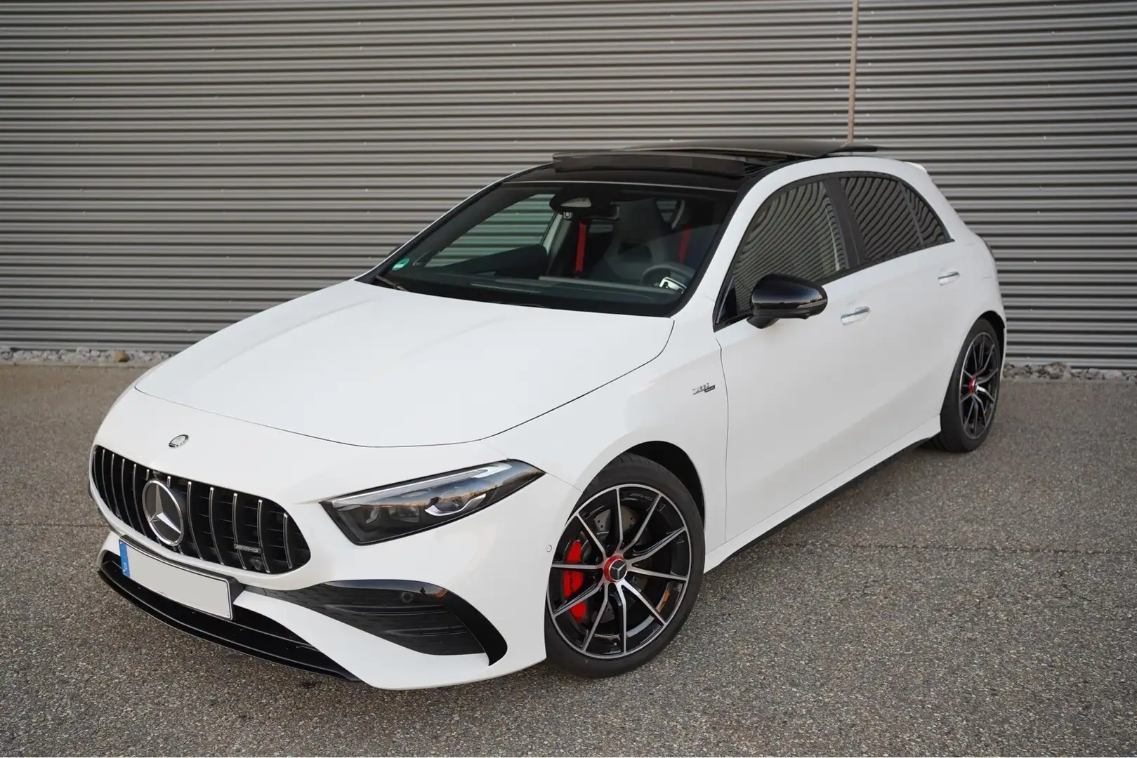 Mercedes-Benz A 35 AMG AMG A 35 4Matic AMG Speedshift DCT 8G AMG Line Adv Weiß - 2