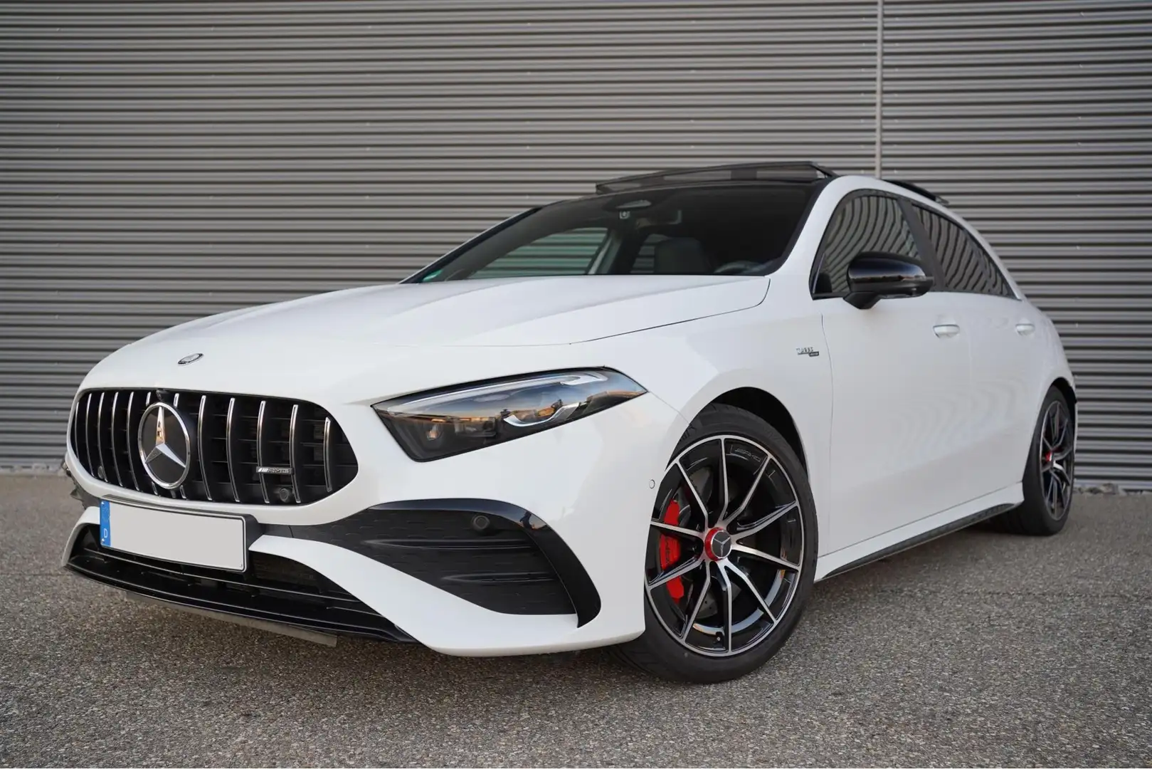 Mercedes-Benz A 35 AMG AMG A 35 4Matic AMG Speedshift DCT 8G AMG Line Adv Weiß - 1