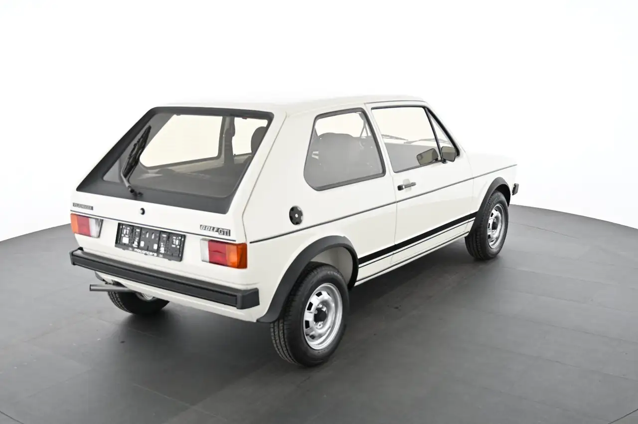 Volkswagen Golf GTI, foto 2