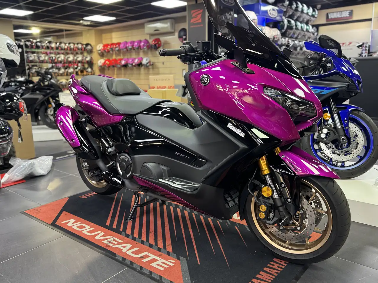 Yamaha Tmax 560