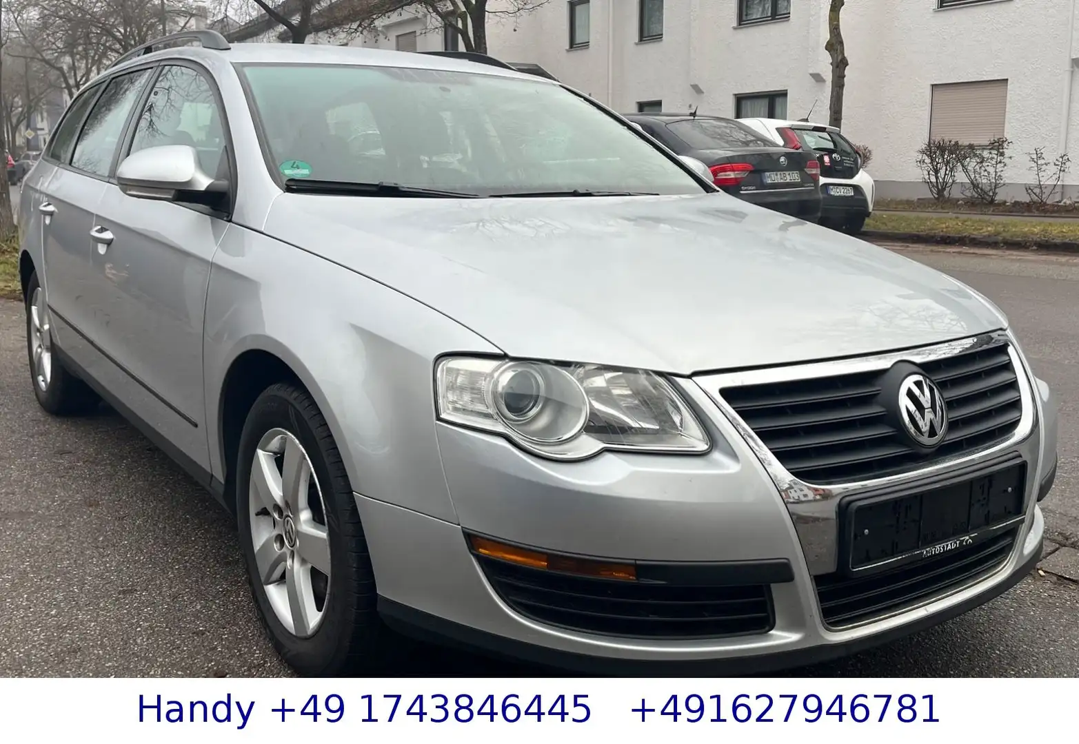 Volkswagen Passat Variant 1.4 TSI Trendline/TÜV AU 07.2027 Silber - 2