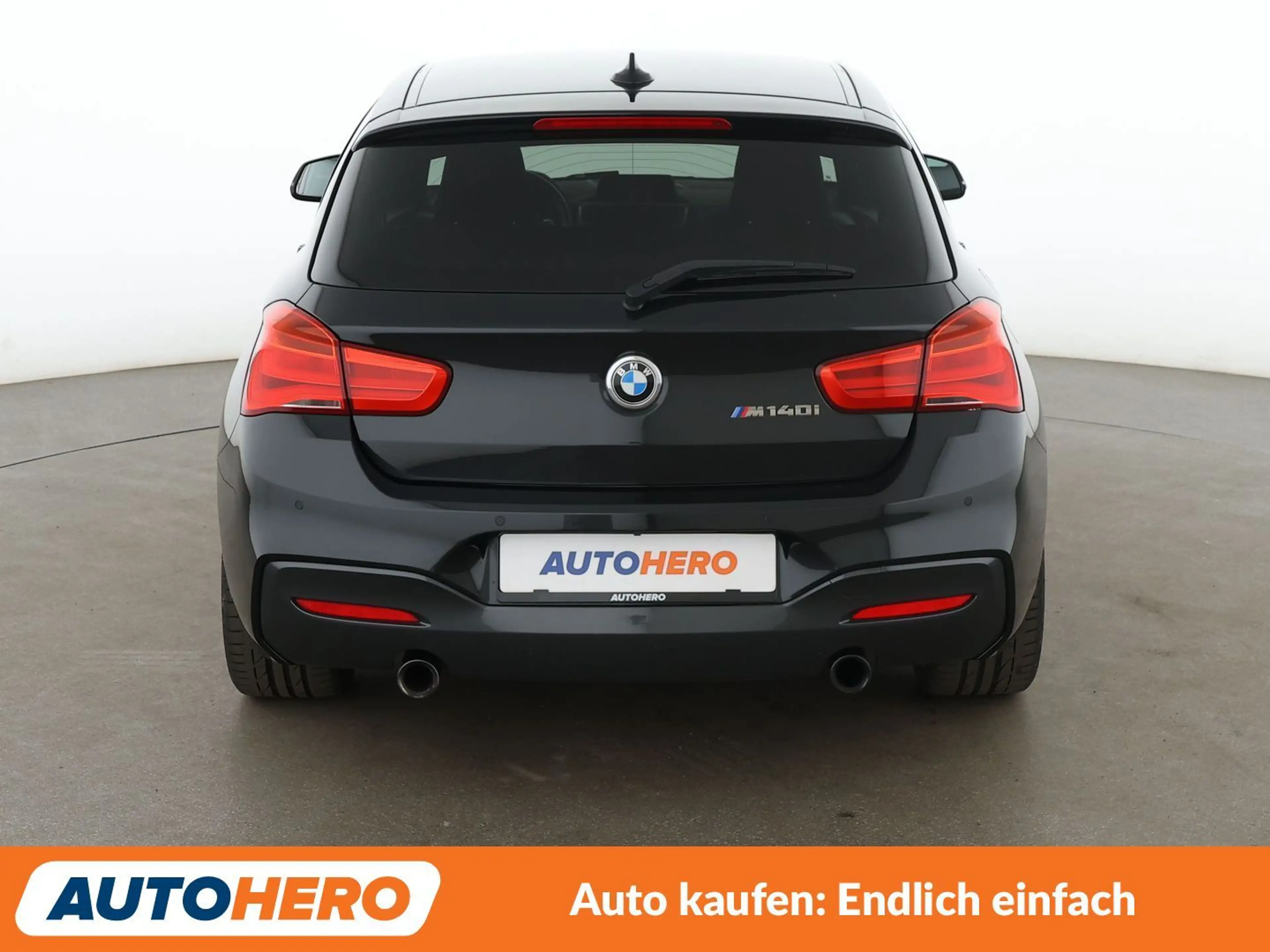 BMW 140 M140i Aut.*NAVI*LED*H&K*TMPO*PDC*SHZ* — photo 5
