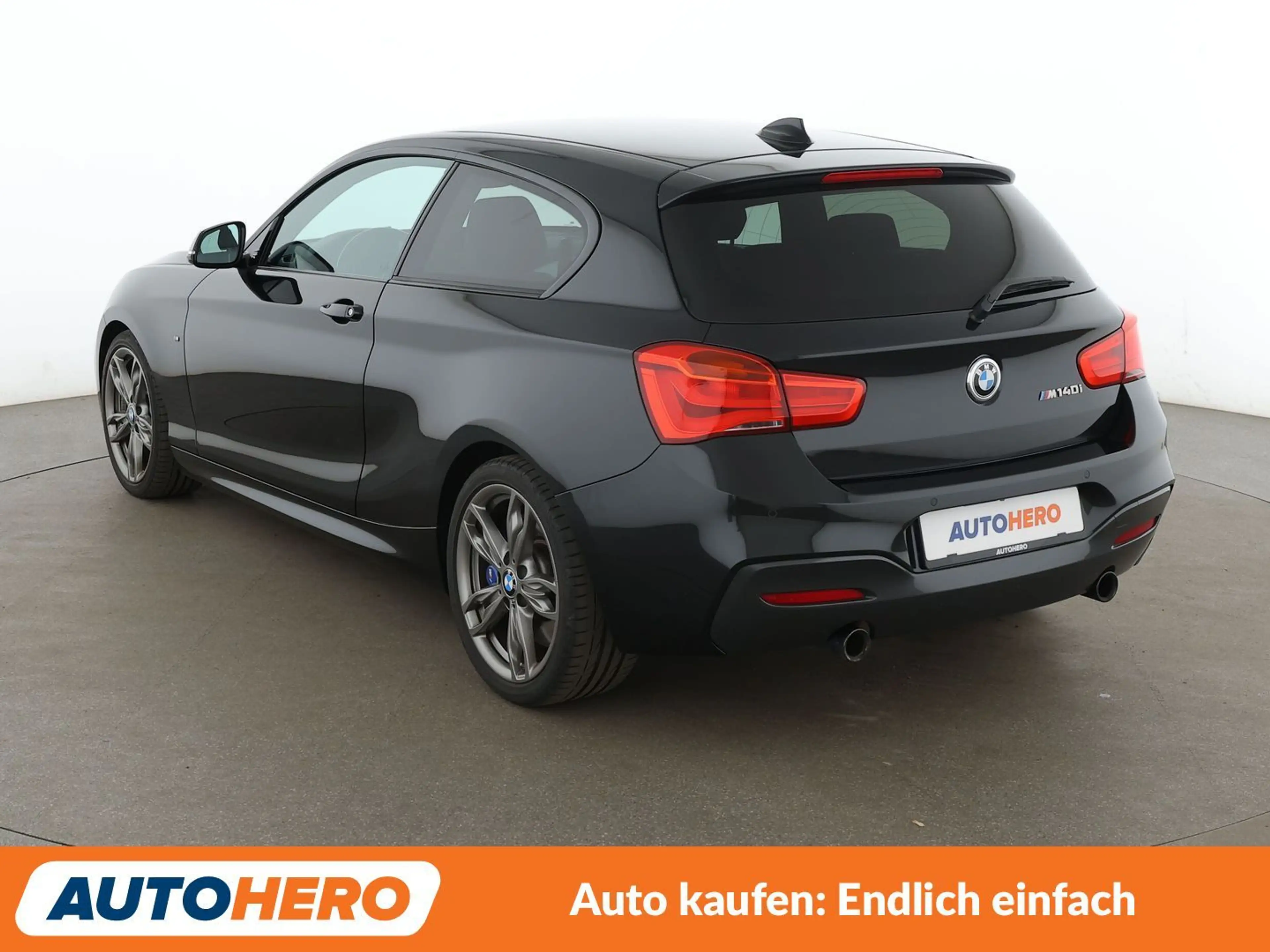 BMW 140 M140i Aut.*NAVI*LED*H&K*TMPO*PDC*SHZ* — photo 4