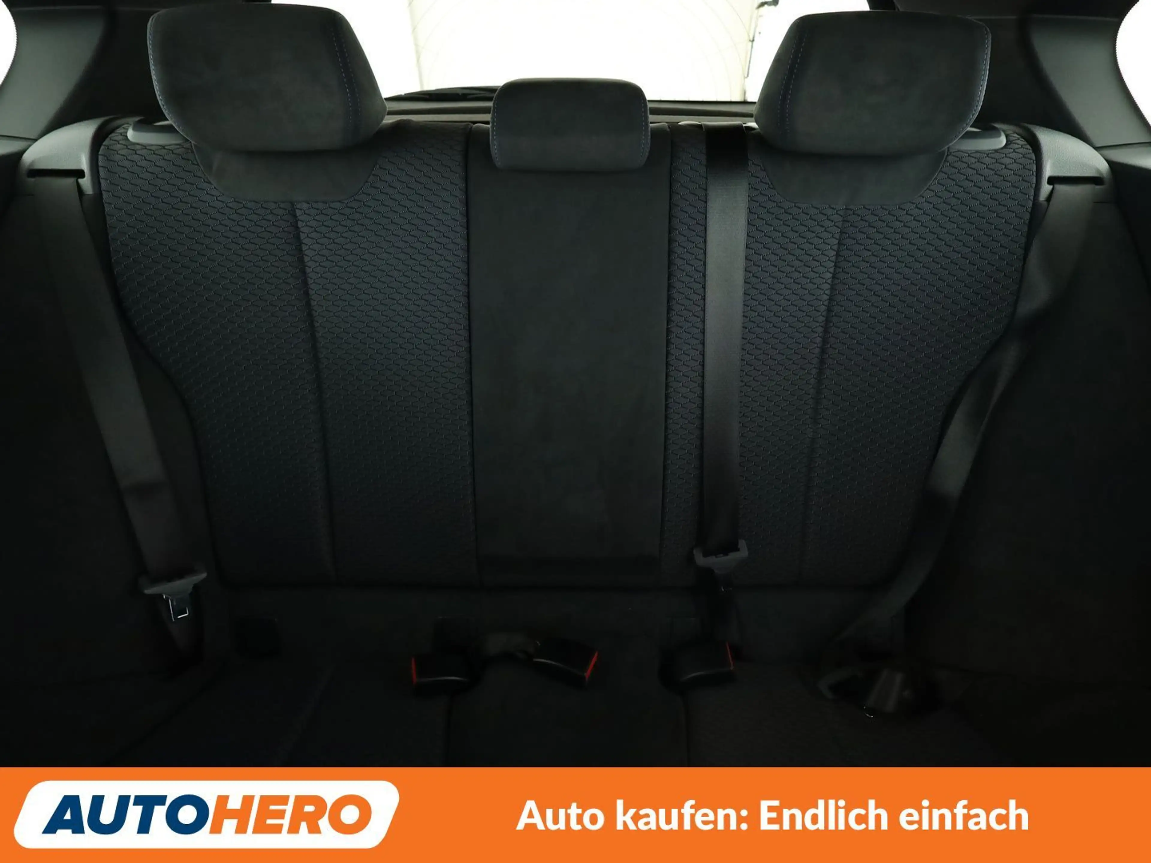BMW 140 M140i Aut.*NAVI*LED*H&K*TMPO*PDC*SHZ* — photo 15