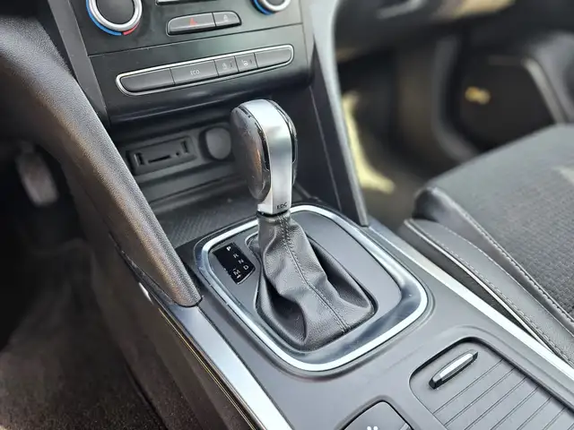 Renault Megane view 13