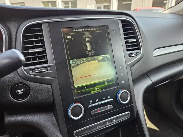 Renault Megane view 15