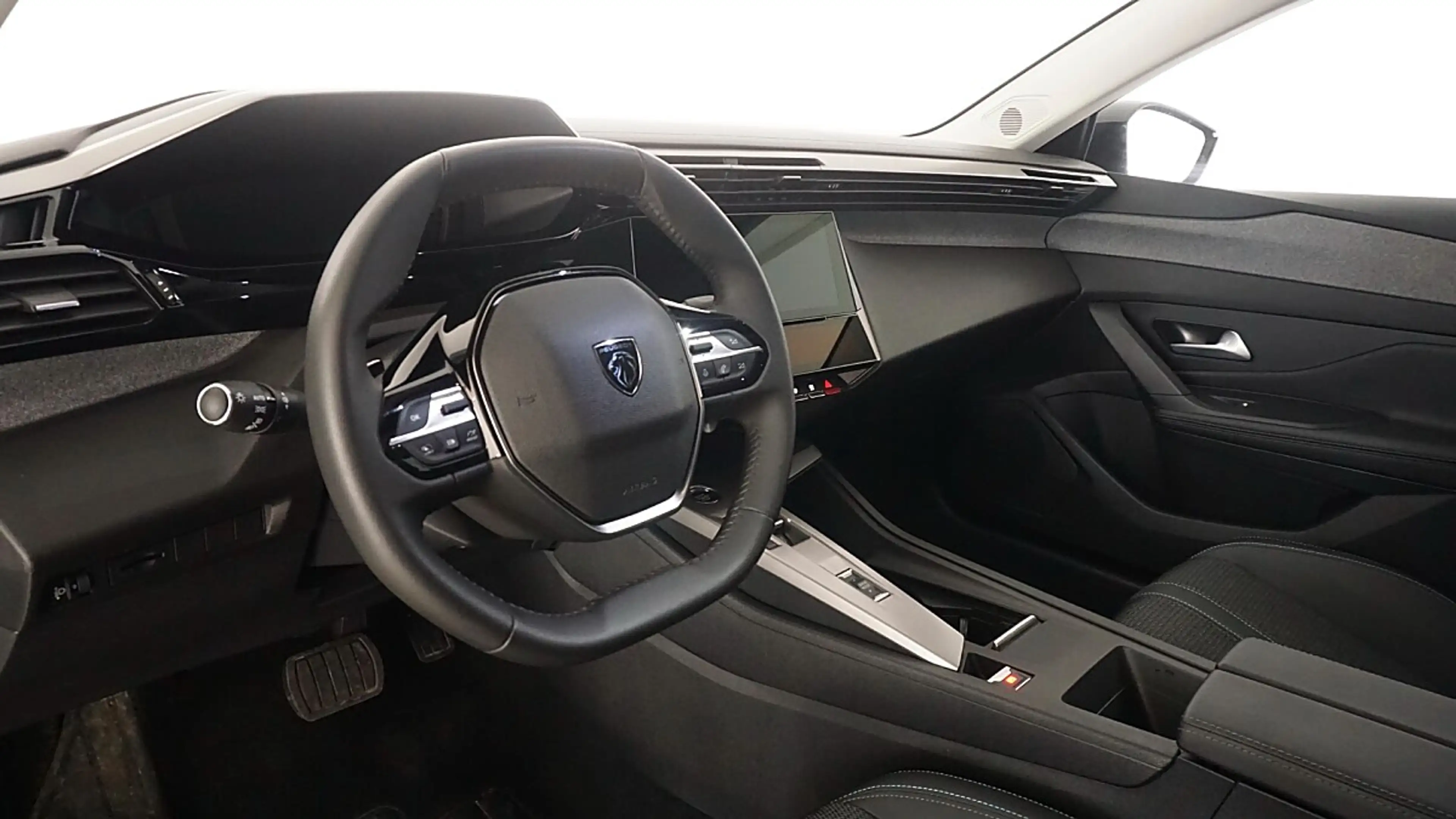 Peugeot 408 Hybrid 145 e-DCS6 Allure Hybrid 145PS e-DCS6 /N... — photo 4