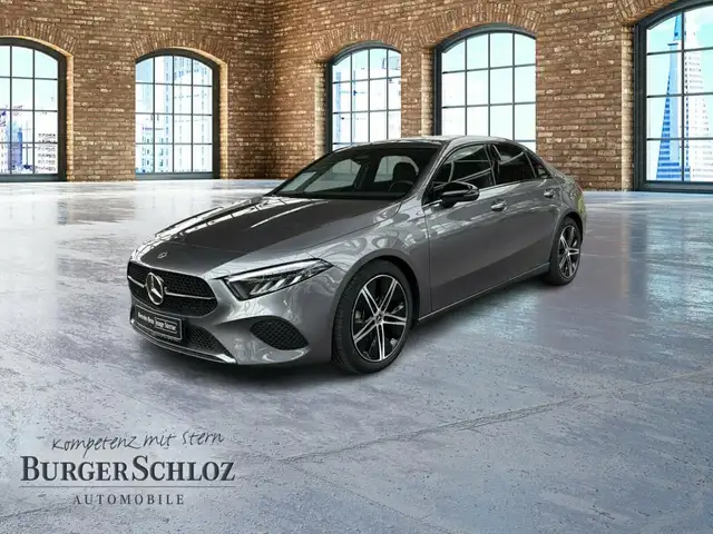 Mercedes-Benz A 200 Limo KAMERA/LED/NAVI